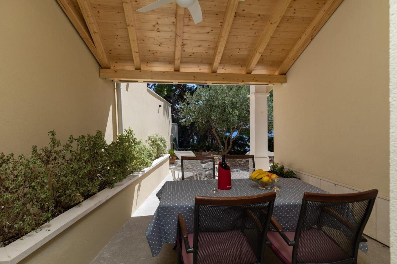 Apartments Beach Dream Mimice Exterior photo
